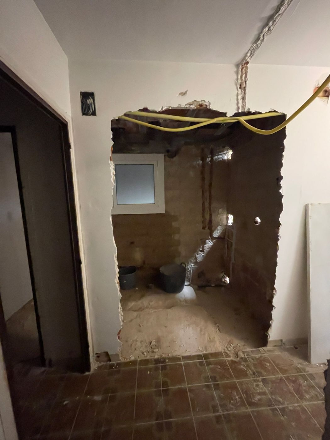 Nuevo hueco hacia el baño