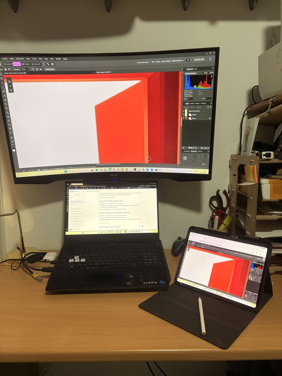 Tablet conectada al portátil para usar el lápiz en Affinity